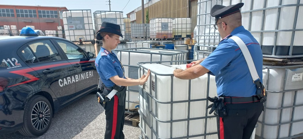 Furto e riciclaggio di prodotti chimici per oltre 200mila euro: 5 persone sotto indagine